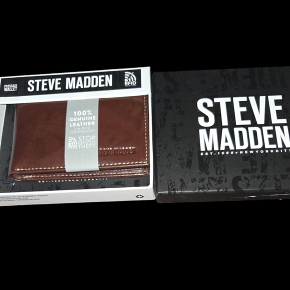 Steve Madden - Picture 2 of 4
